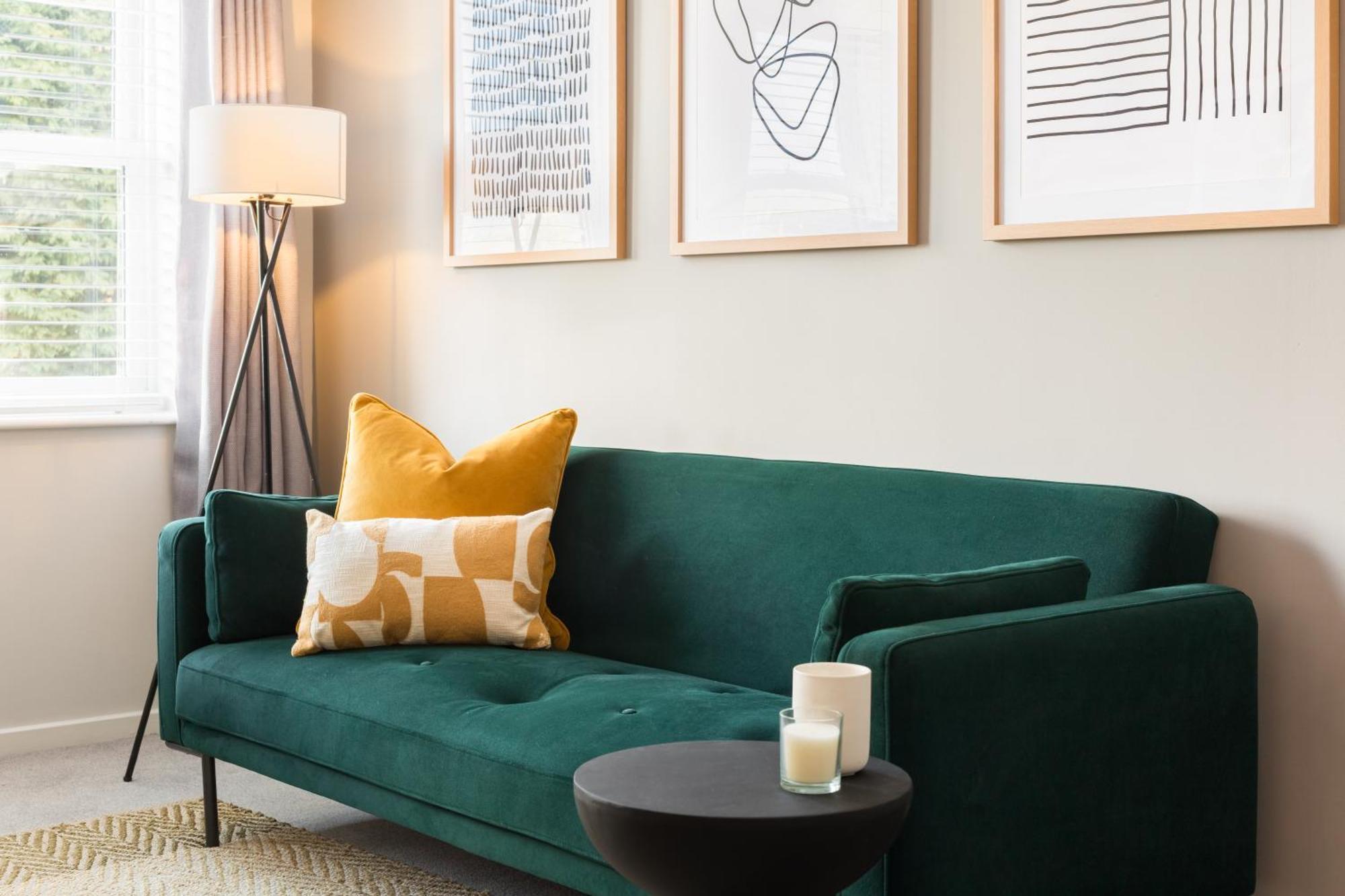Modern 2-Bedroom Apartments With Free Parking In 利明顿 外观 照片