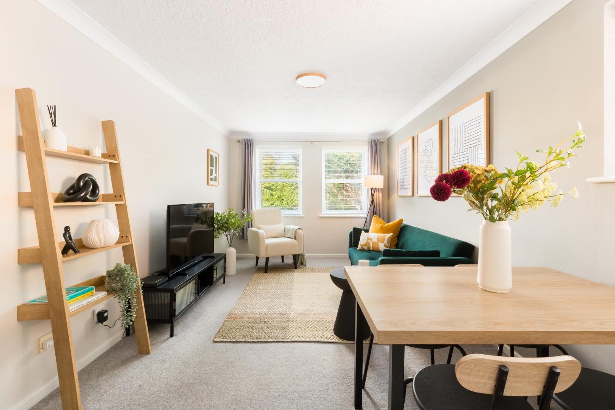 Modern 2-Bedroom Apartments With Free Parking In 利明顿 外观 照片